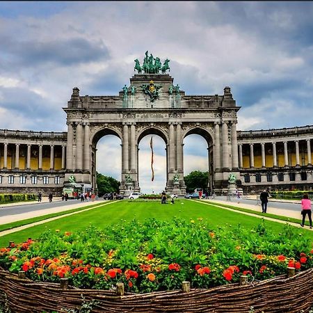 Beau Studio Apartment Brussel Bagian luar foto